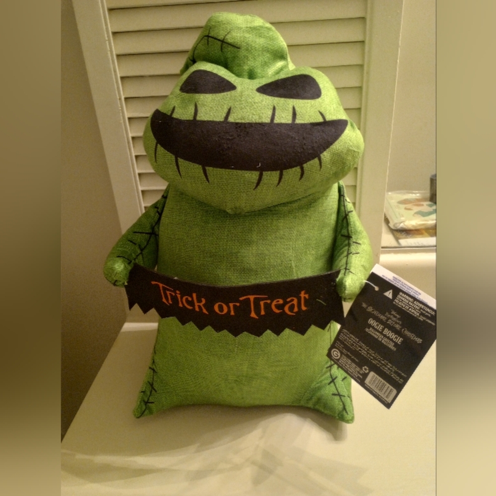 The Nightmare Before Christmas Oogie Boogie Trick or Treat Halloween Display NWT